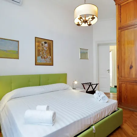 Amazing Via Veneto Apartment Rome